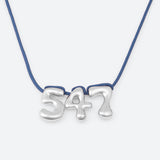 COLLIER AVEC TROIS NUMÉROS