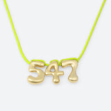 COLLIER AVEC TROIS NUMÉROS