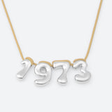 COLLIER AVEC QUATRE NUMÉROS