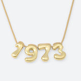 COLLIER AVEC QUATRE NUMÉROS