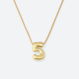 COLLIER AVEC UN NUMÉRO