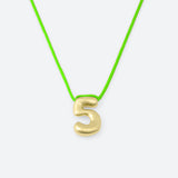 COLLIER AVEC UN NUMÉRO