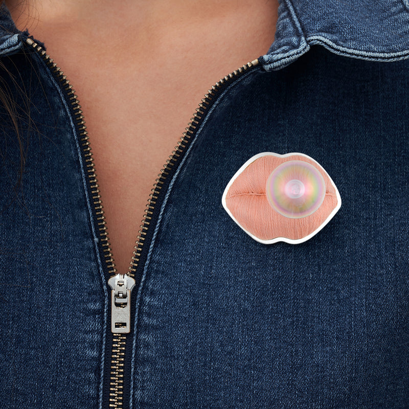 BROCHE AVEC UNE BOUCHE BRODÉE - La Môme Bijou - broche bulle GUM SAINT VALENTIN