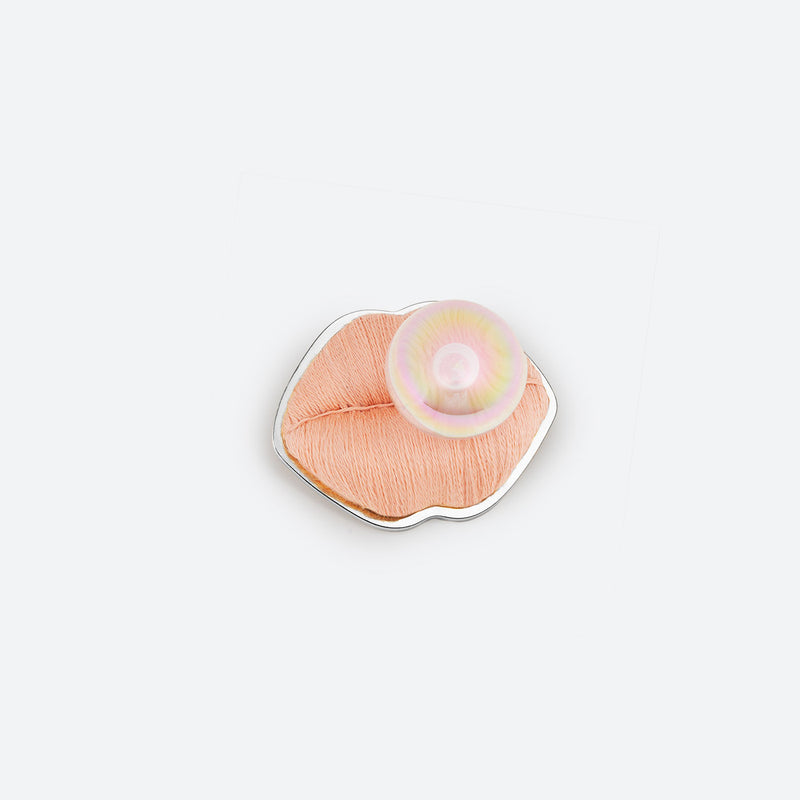 BROCHE AVEC UNE BOUCHE BRODÉE - La Môme Bijou - broche bulle GUM SAINT VALENTIN