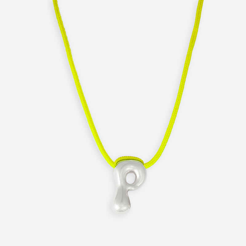 COLLIER LETTRE P