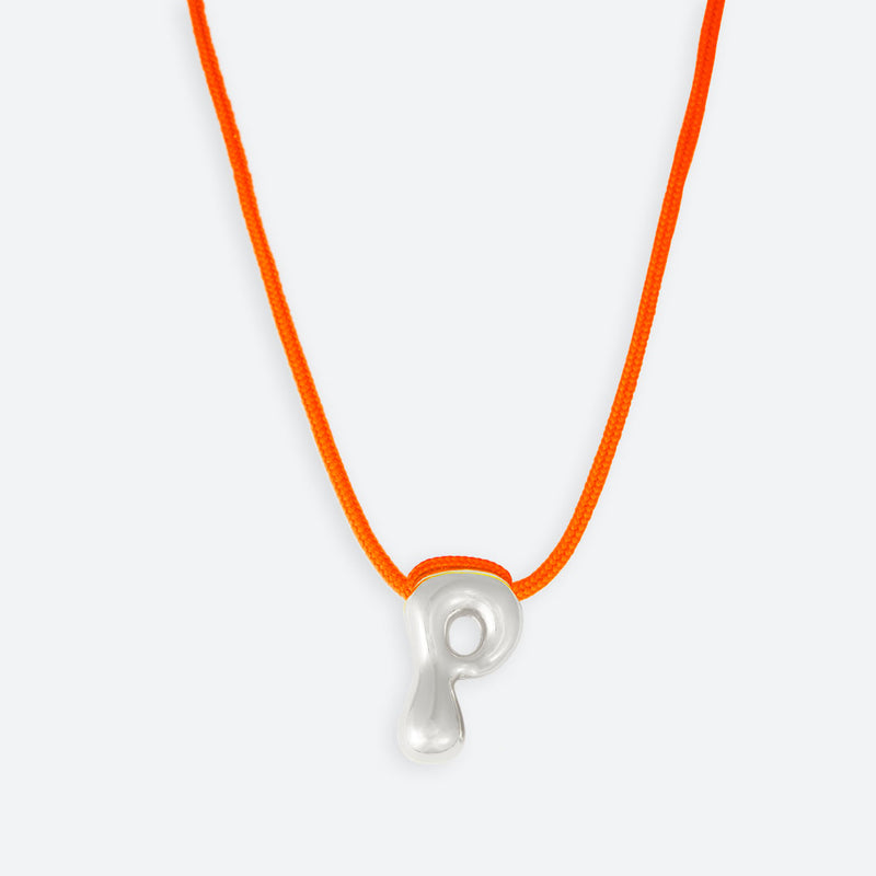 COLLIER LETTRE P